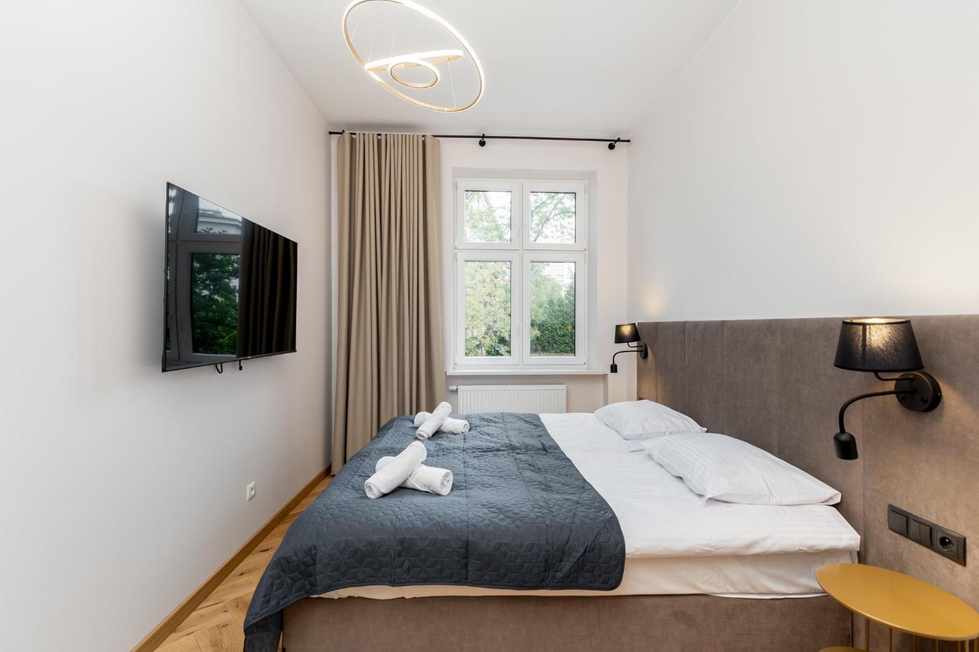 Bedrooms With Sauna&bath And Free Parking Апартаменти *