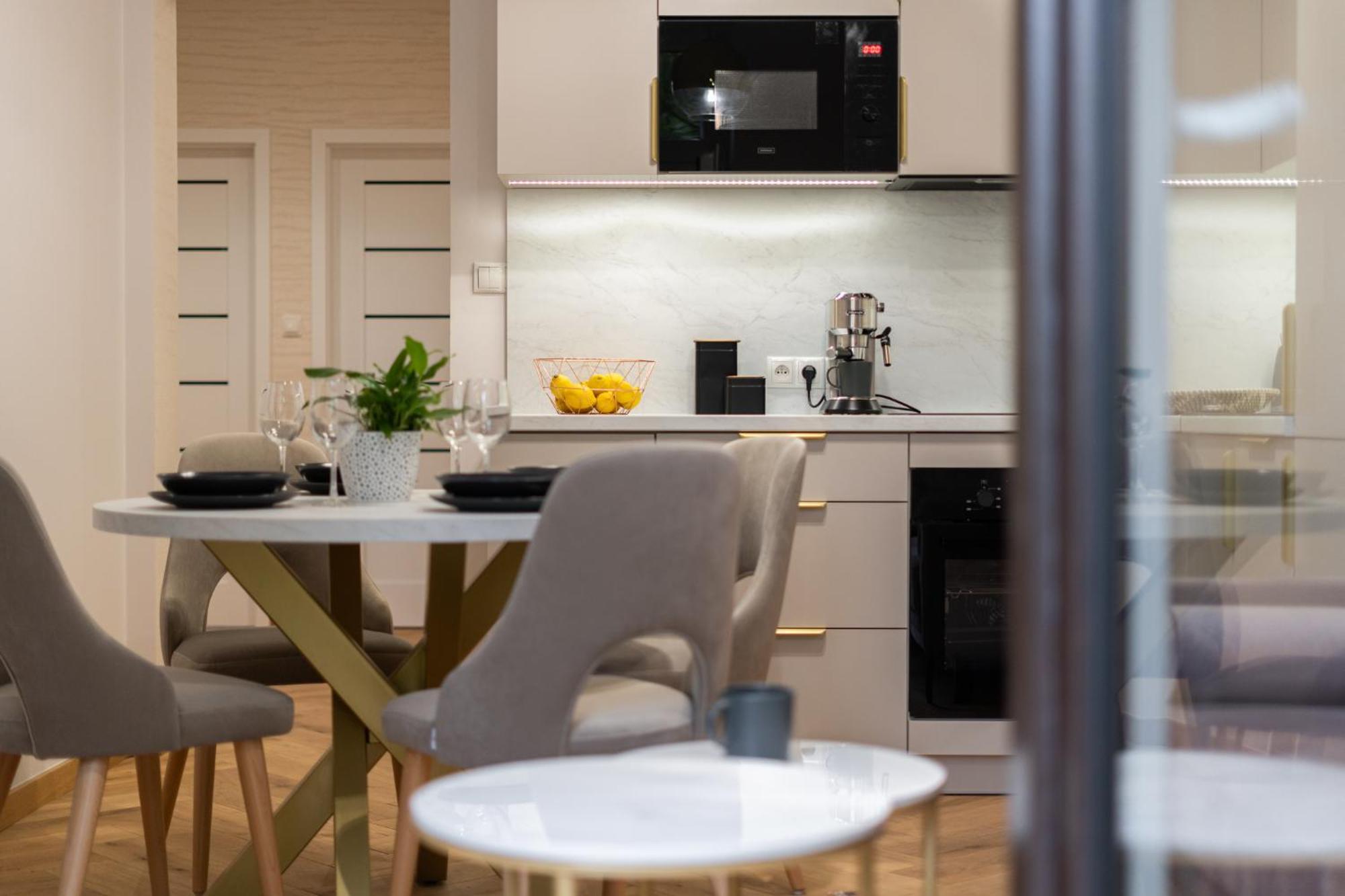 Apartment Bedrooms With Sauna&bath And Free Parking Krakow